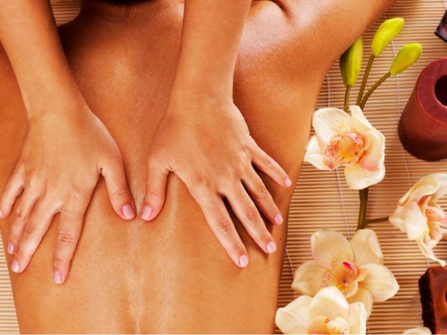Ego Ama i Massaggi! e tu